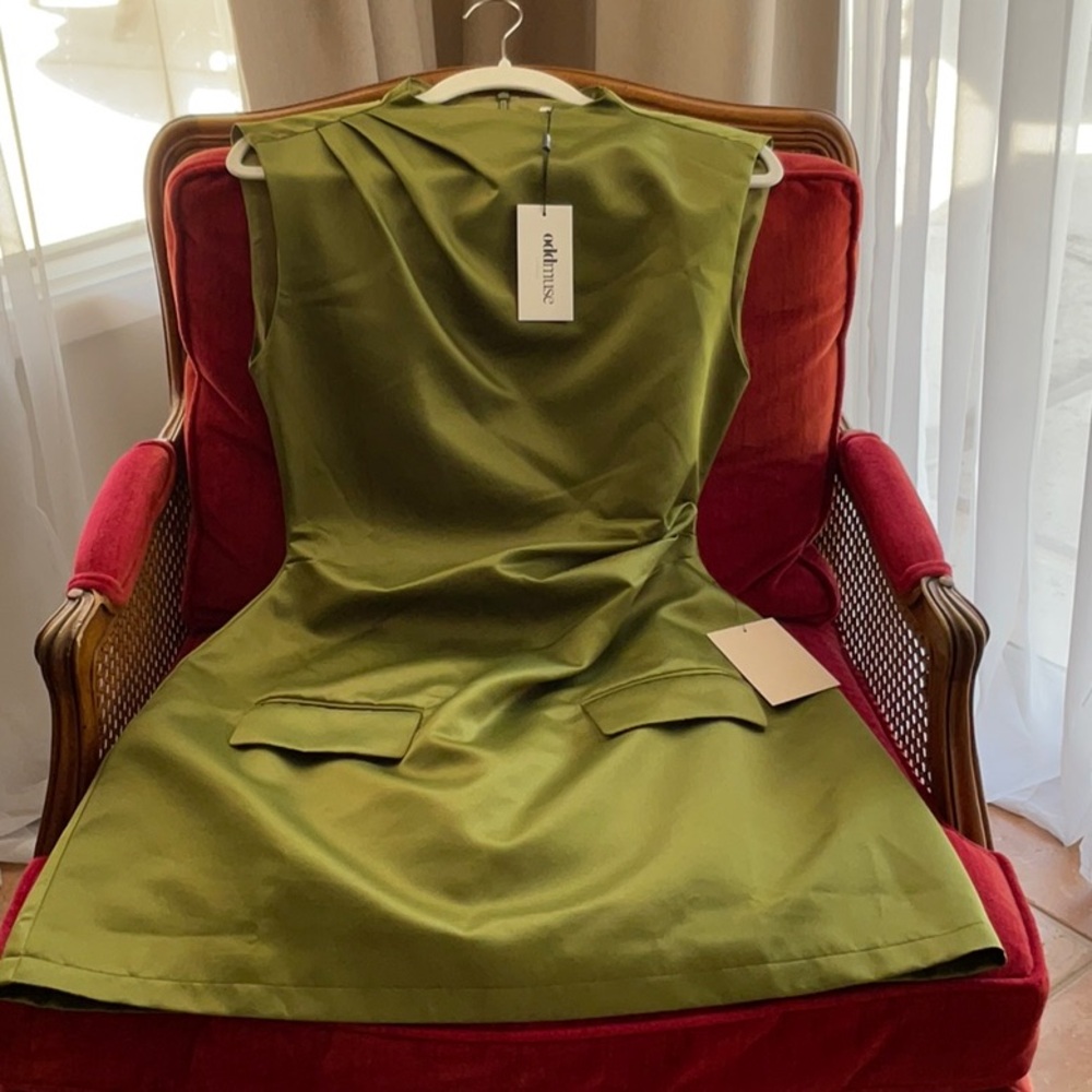 Green Sleeveless Dress